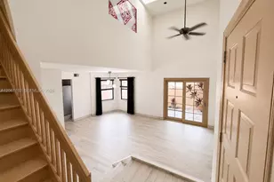 11263 SW 9th Ct, Pembroke Pines, FL 33025 - Photo 3