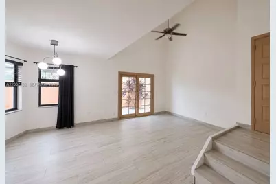 11263 SW 9th Ct, Pembroke Pines, FL 33025 - Photo 1