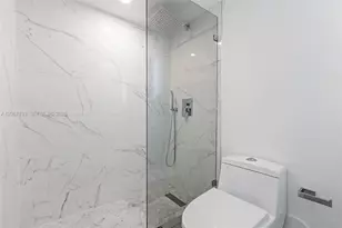 6917 Collins Ave, Miami Beach, FL 33141 - Photo 17