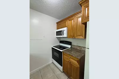 1746 N 3rd Ave N #2, Lake Worth, FL 33460 - Photo 3
