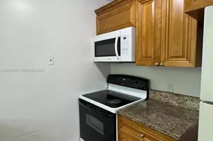 1746 N 3rd Ave N, Lake Worth, FL 33460 - Photo 3