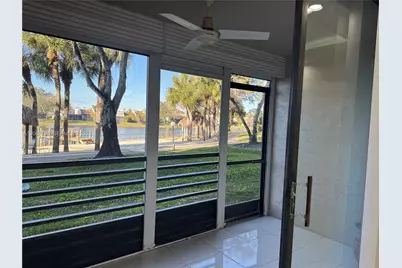 1101 Colony Point Cir #102, Pembroke Pines, FL 33026 - Photo 15