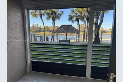 1101 Colony Point Cir #102, Pembroke Pines, FL 33026 - Photo 13