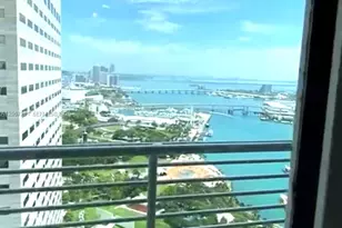 325 S Biscayne Blvd, Miami, FL 33131 - Photo 3