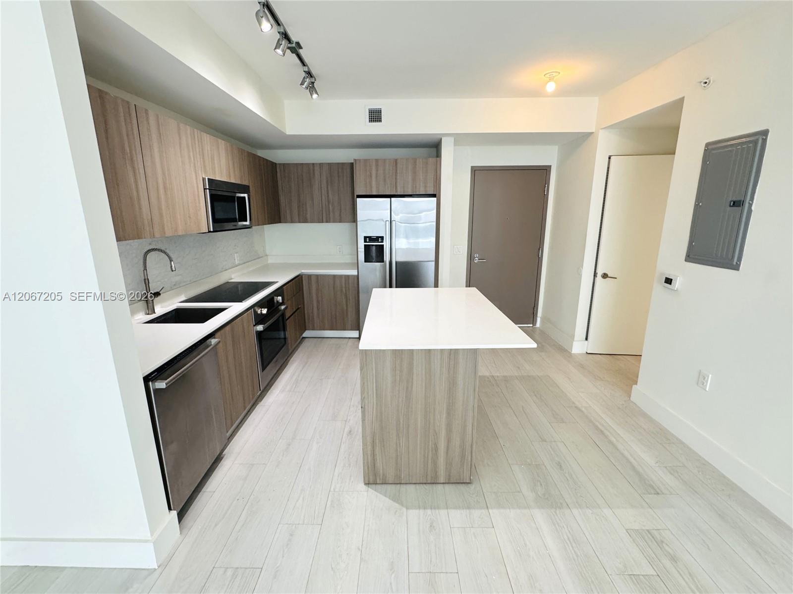 201 SW 17th Rd #603 - 201 SW 17th Rd #603, Miami, FL 33129 Luxury Property | Jose Angel Pina