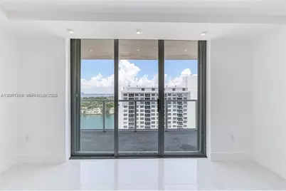 5701 Collins Ave #1611, Miami Beach, FL 33140 - Photo 7