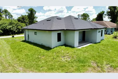 166 Wanatah Ave S, Lehigh Acres, FL 33974 - Photo 45