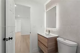 31 W 64th St, Hialeah, FL 33012 - Photo 25