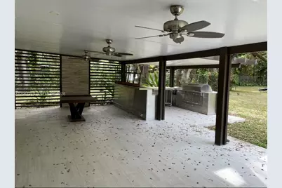 8250 SW 108th St, Miami, FL 33156 - Photo 15
