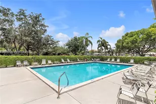 2496 NW 89th Dr, Coral Springs, FL 33065 - Photo 17