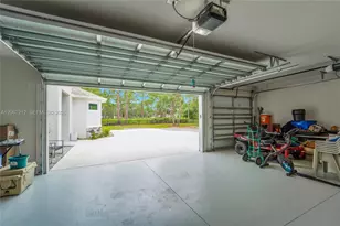 8025 SE Babcock St, Grant-Valkaria, FL 32909 - Photo 51
