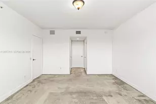 14951 Royal Oaks Ln, North Miami, FL 33181 - Photo 9