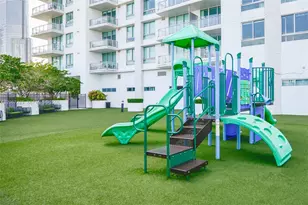 90 SW 3rd St, Miami, FL 33130 - Photo 35