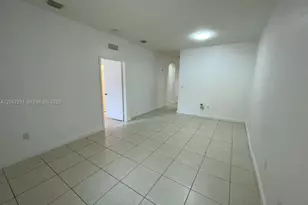 1535 SE 26th St, Homestead, FL 33035 - Photo 3