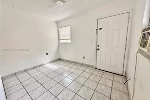718 SW 11th Ave, Miami, FL 33130 - Photo 3