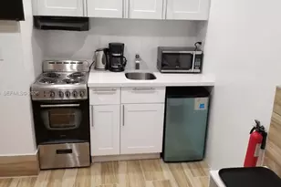 1858 Dewey St, Hollywood, FL 33020 - Photo 3