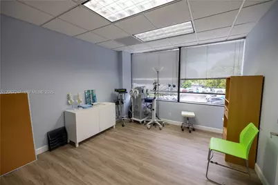 16853 NE 2nd Ave #S200, North Miami Beach, FL 33162 - Photo 9