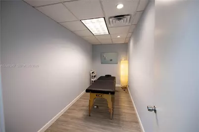 16853 NE 2nd Ave #S200, North Miami Beach, FL 33162 - Photo 7