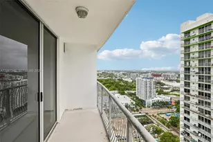 1750 N Bayshore Dr, Miami, FL 33132 - Photo 27