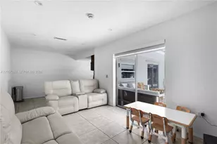 11911 NW 32nd Manor, Sunrise, FL 33323 - Photo 13