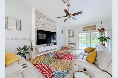 5403 Bayberry Ln, Tamarac, FL 33319 - Photo 5