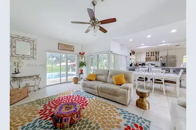 5403 Bayberry Ln, Tamarac, FL 33319 - Photo 7