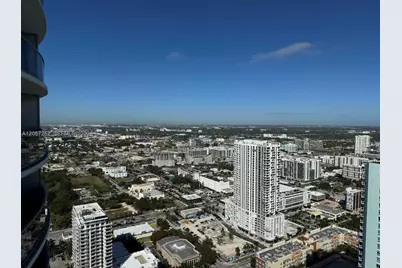 488 NE 18th St #5005, Miami, FL 33132 - Photo 3