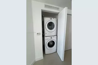 488 NE 18th St #5005, Miami, FL 33132 - Photo 15
