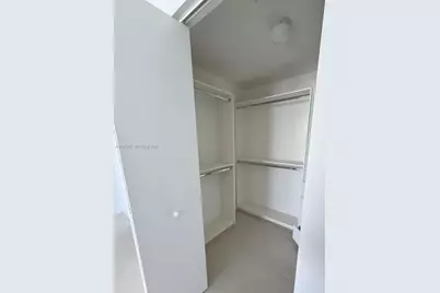 488 NE 18th St #5005, Miami, FL 33132 - Photo 27