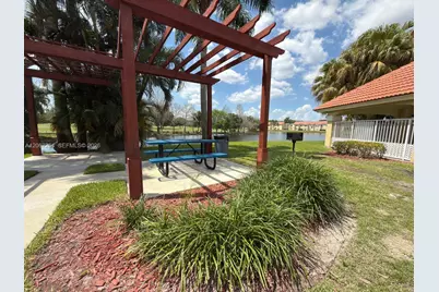 12760 Vista Isles Dr #723, Sunrise, FL 33325 - Photo 3