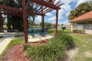 12760 Vista Isles Dr, Sunrise, FL 33325 - Photo 3