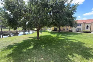 12760 Vista Isles Dr, Sunrise, FL 33325 - Photo 5