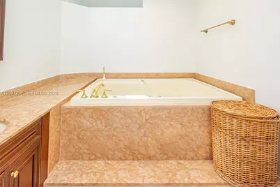 20935 NE 37th Ct, Aventura, FL 33180 - Photo 43