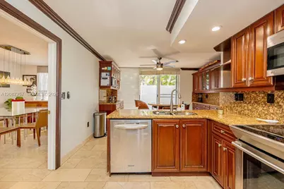 20935 NE 37th Ct, Aventura, FL 33180 - Photo 23