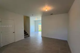 2537 SE 25th Dr, Homestead, FL 33035 - Photo 11
