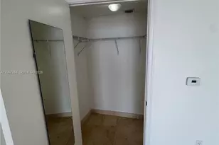 1750 N Bayshore Dr, Miami, FL 33132 - Photo 9