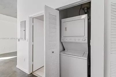 [Address not provided], Miami, FL 33132 - Photo 17