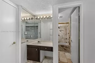 20505 E Country Club Dr, Aventura, FL 33180 - Photo 13