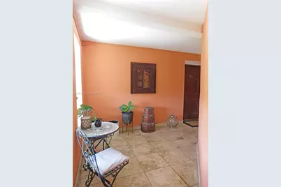 4812 Pine Tree Dr #206, Miami Beach, FL 33140 - Photo 23