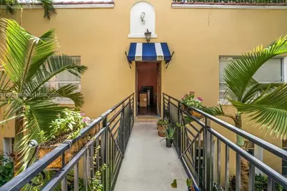 4812 Pine Tree Dr #206, Miami Beach, FL 33140 - Photo 11