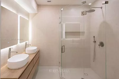 8167 NW 108th Ct #., Doral, FL 33178 - Photo 17