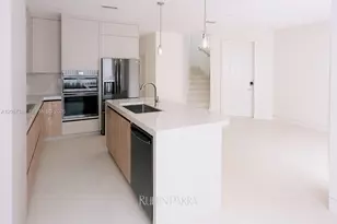 8167 NW 108th Ct, Doral, FL 33178 - Photo 9
