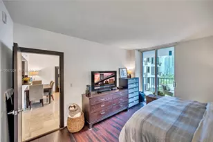 520 Brickell Key Dr, Miami, FL 33131 - Photo 13