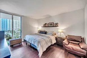 520 Brickell Key Dr, Miami, FL 33131 - Photo 9