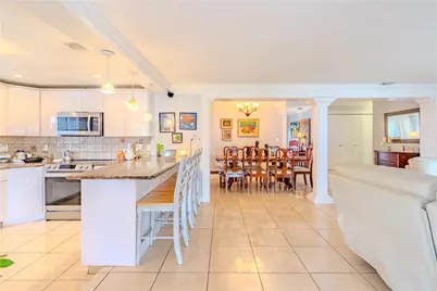 990 W 56th St, Hialeah, FL 33012 - Photo 13