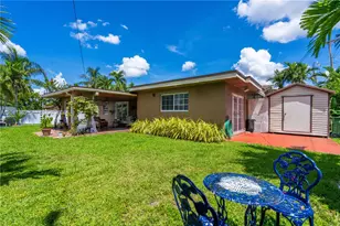 990 W 56th St, Hialeah, FL 33012 - Photo 31