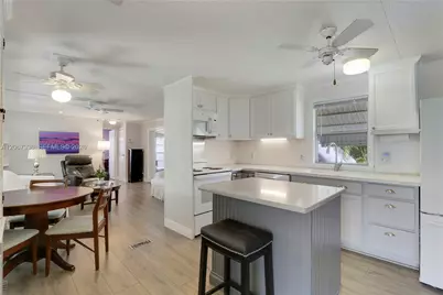 7128 SE Seahawk St, Hobe Sound, FL 33455 - Photo 9