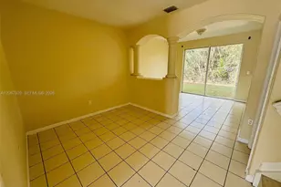 1601 SE 24th Ct, Homestead, FL 33035 - Photo 9