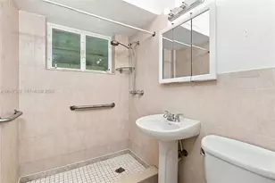 2920 SW 38th Ct, Miami, FL 33134 - Photo 7