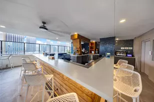 227 NE 2nd St, Miami, FL 33132 - Photo 11